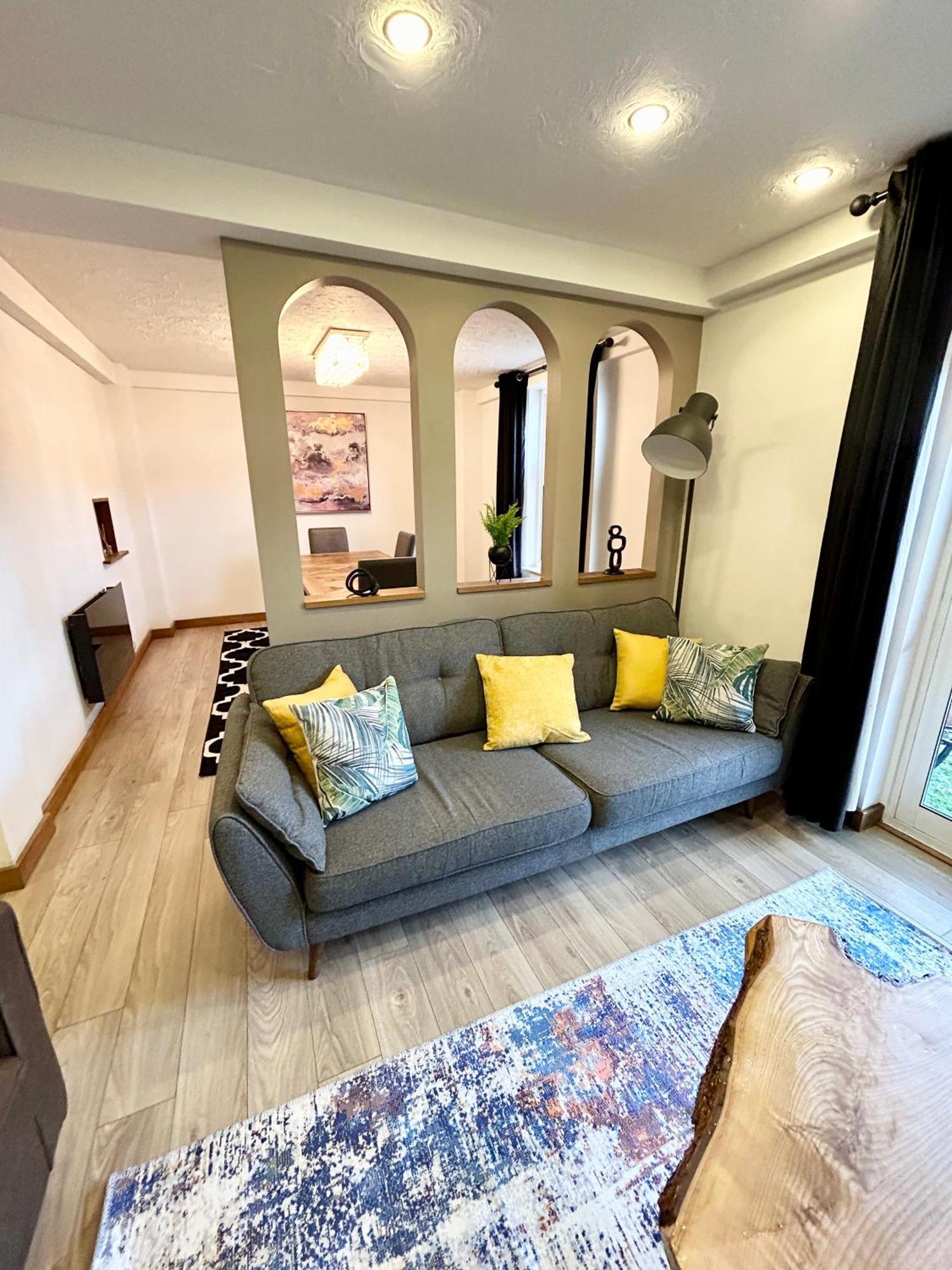 Spacious 3 Bedroom Apartment Close To Marina, 2 Parking Spaces, Kingsize Or Single Beds Саутгемптон Экстерьер фото