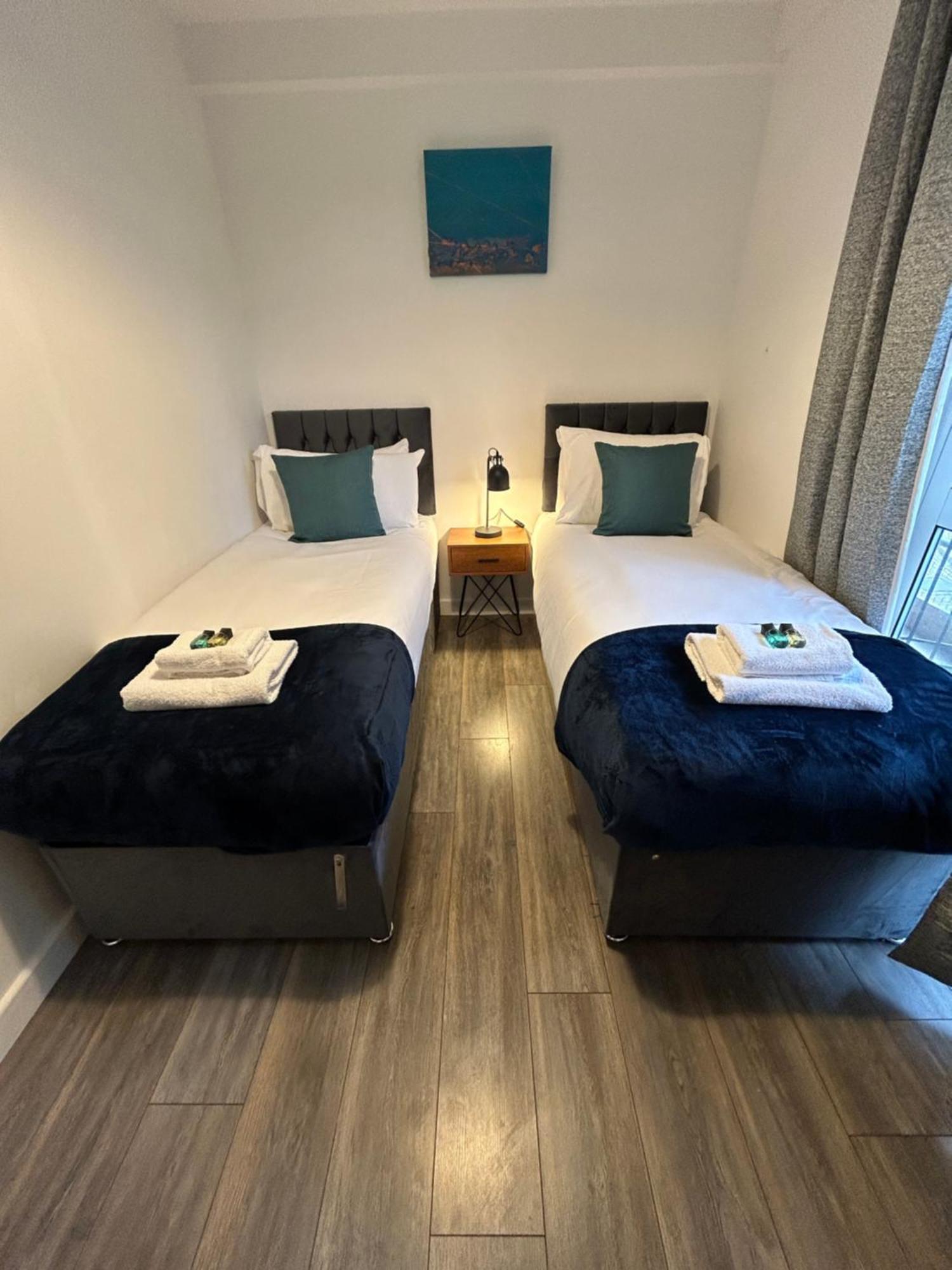 Spacious 3 Bedroom Apartment Close To Marina, 2 Parking Spaces, Kingsize Or Single Beds Саутгемптон Экстерьер фото